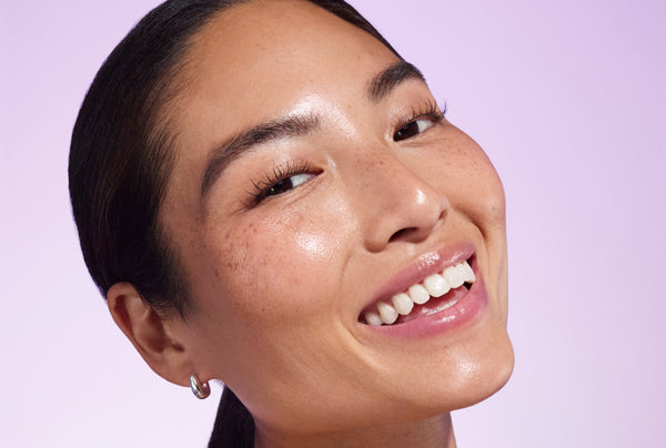 What Ingredients in GLASS EFFECT Masks Help with Clogged Pores and Skin Clarity?