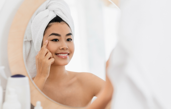 Five Simple Steps For Applying Your Eye Cream Properly (Yep, There’s a Trick To It!)